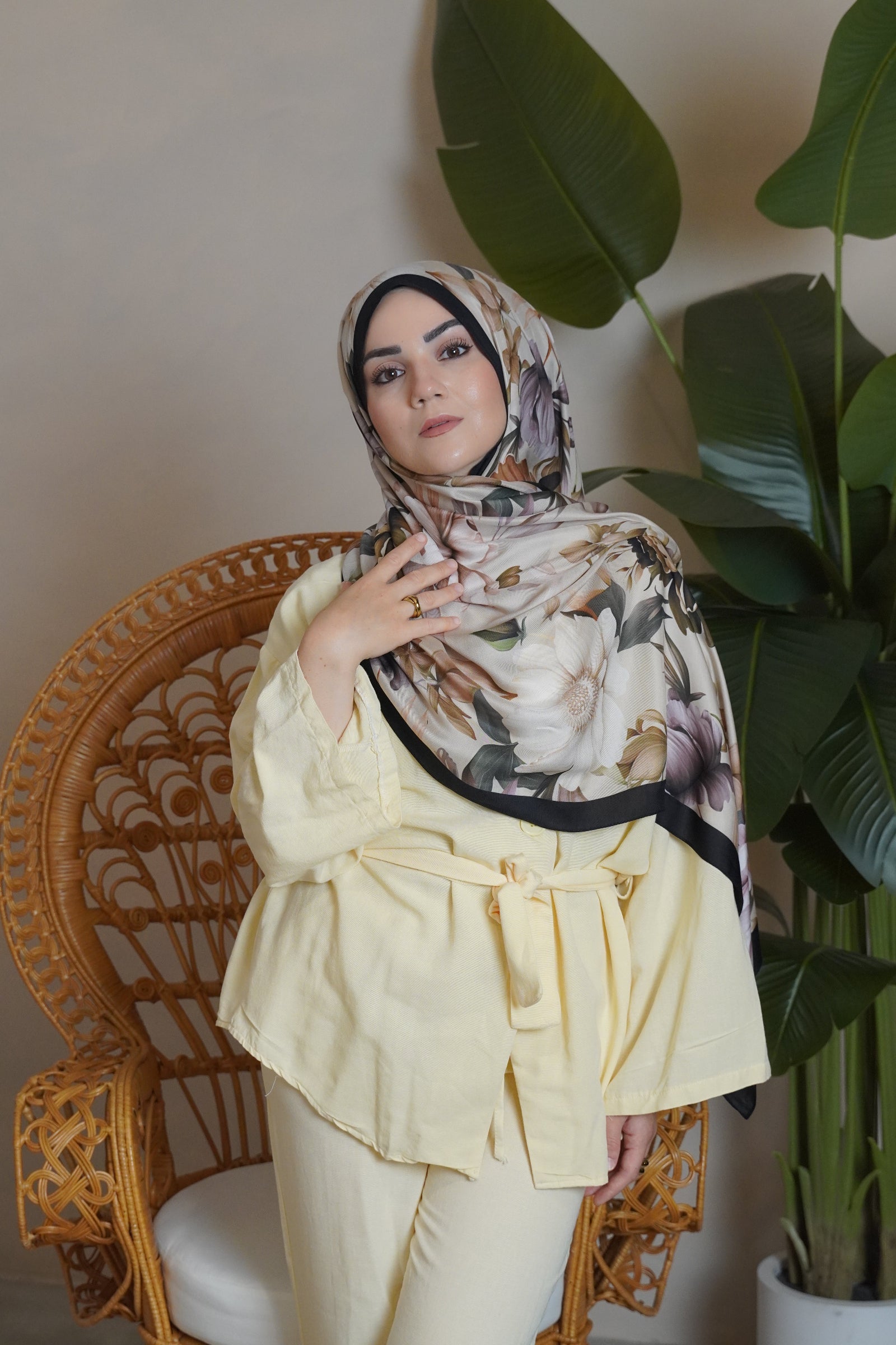 Saria - Viscon - Butter yellow