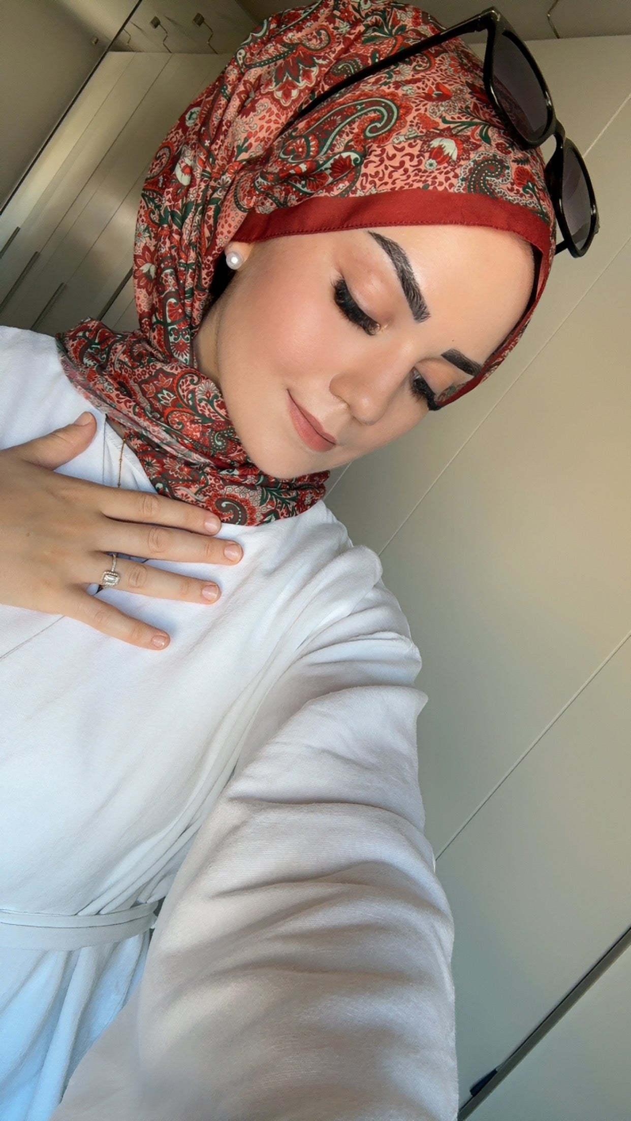 Zah´ra Cotton- Ruby red